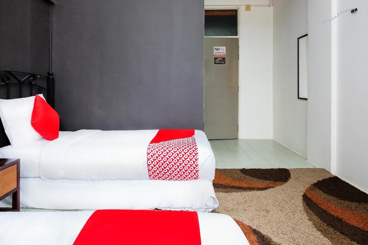 Oyo 559 Aslah Boutique Hotel Kota Bharu Esterno foto